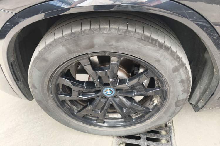 Used BMW iX3 2023 Leading Model Left Front Wheel Hub