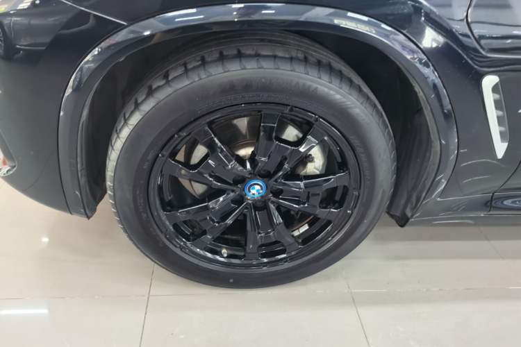 Used BMW iX3 2023 Leading Model Left Front Wheel Hub