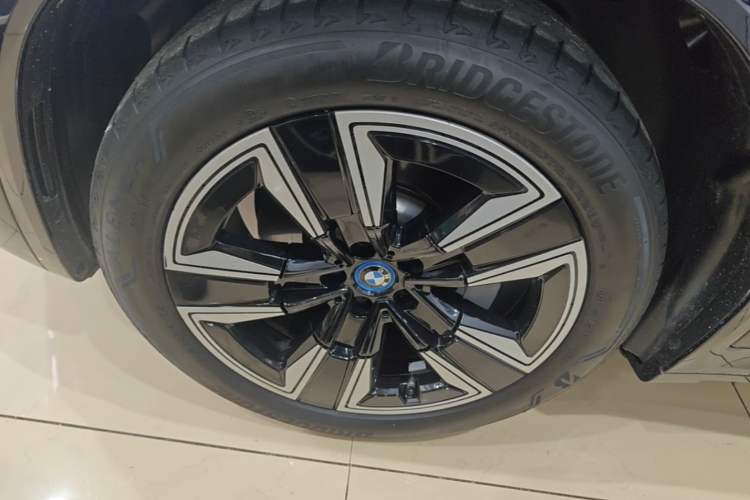 Used BMW iX3 2023 Leading Model Left Front Wheel Hub