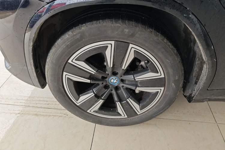 Used BMW iX3 2023 Leading Model Left Front Wheel Hub