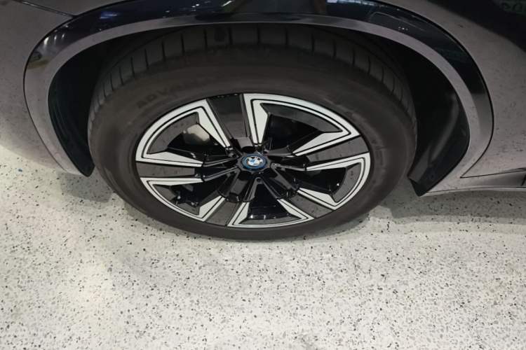 Used BMW iX3 2023 Leading Model Left Front Wheel Hub