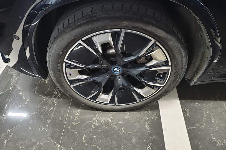 Used BMW iX3 2023 Leading Type Left Front Wheel Hub
