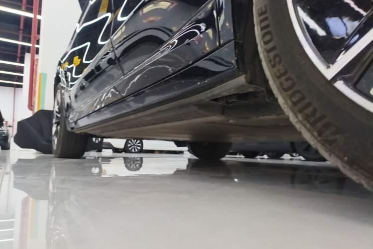 Used BMW iX3 2023 Leading Type Left Side Sill
