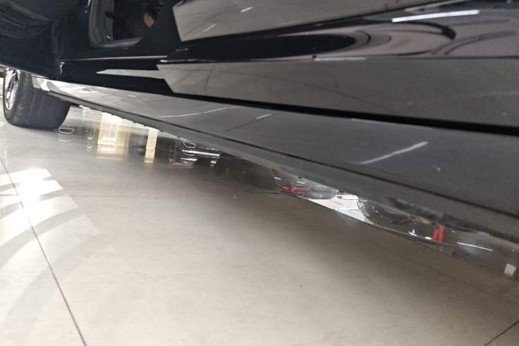 Used BMW iX3 2023 Leading Type Left Side Sill