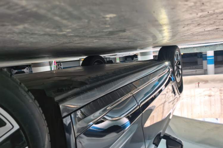 Used BMW iX3 2023 Leading Model Left Side Sill