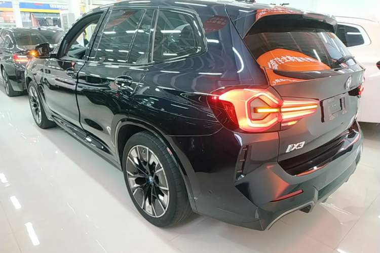 Used BMW iX3 2023 Leading Type Rear Left 45 Deg