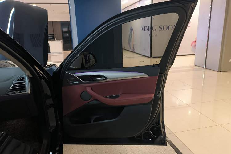 Used BMW iX3 2023 Leading Type Right Front Door Interior
