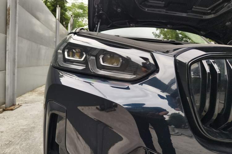 Used BMW iX3 2023 Leading Type Right Front Headlight