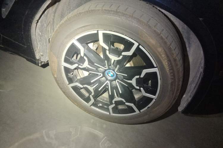 Used BMW iX3 2023 Leading Model Right Front Wheel Hub