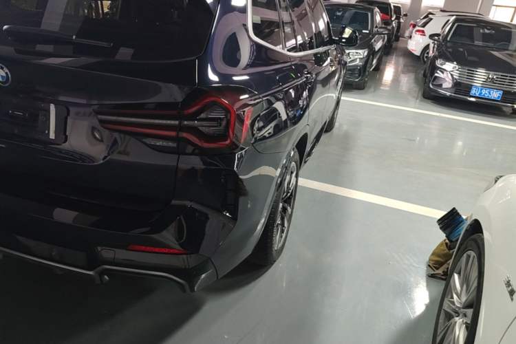 Used BMW iX3 2023 Leading Model Right Rear Taillight