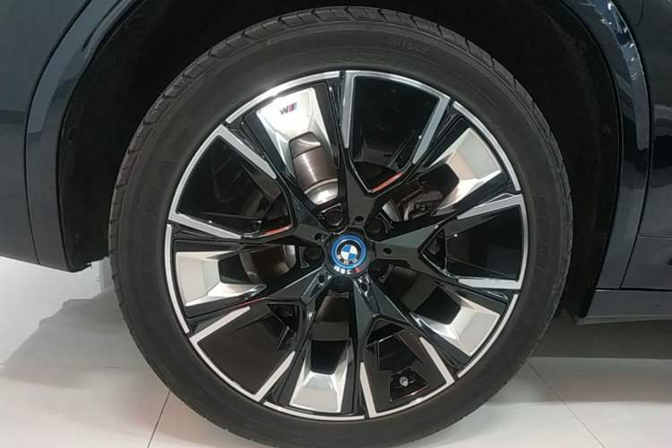Used BMW iX3 2023 Leading Type Right Rear Wheel Hub