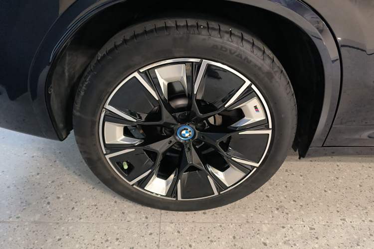 Used BMW iX3 2023 Leading Type Right Rear Wheel Hub