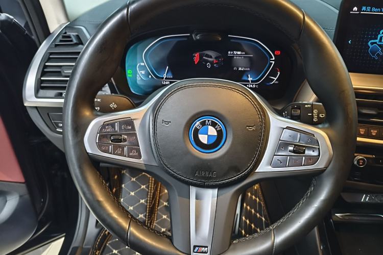 Used BMW iX3 2023 Leading Type Steering Wheel