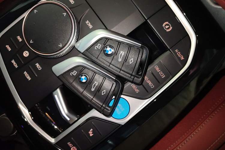 Used BMW iX3 2023 Leading Model Vehicle Key