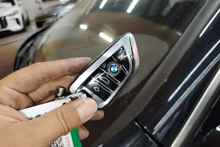 Used BMW iX3 2023 Leading Model Vehicle Key