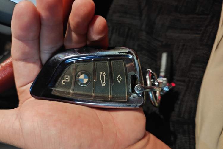 Used BMW iX3 2023 Leading Model Vehicle Key