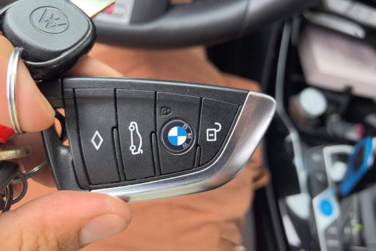 Used BMW iX3 2023 Leading Model Vehicle Key