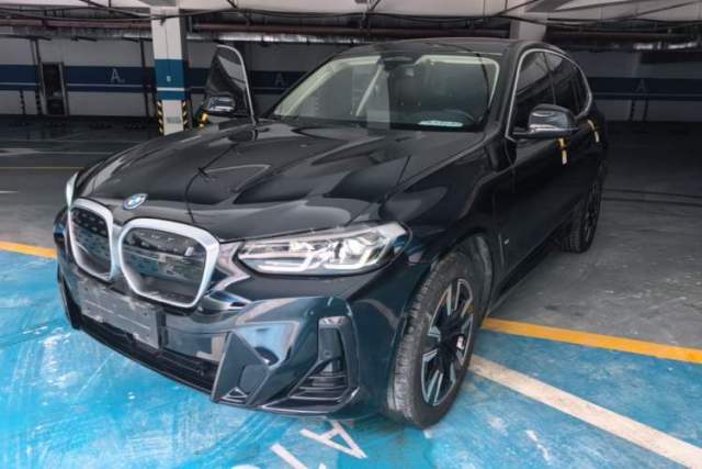 Used BMW iX3 2023 Leading Model