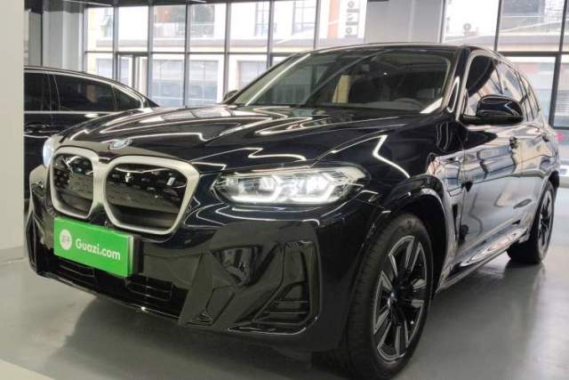 Used BMW iX3 2023 Leading Model