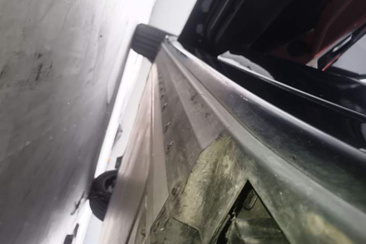 Used BMW iX3 2023 Leading Model Left Side Sill