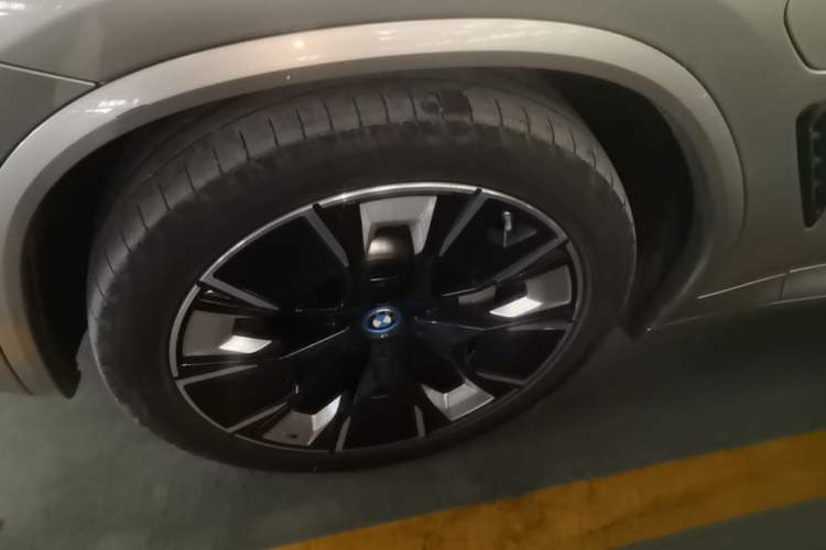 Used BMW iX3 2023 Leading Type Left Front Wheel Hub