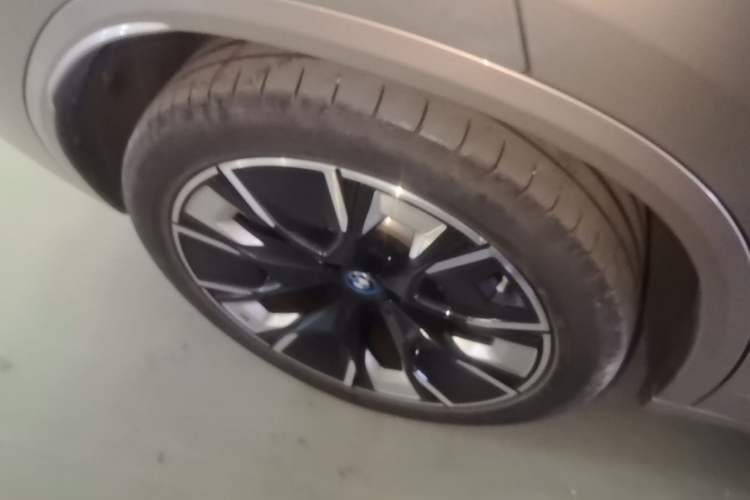 Used BMW iX3 2023 Leading Type Right Rear Wheel Hub