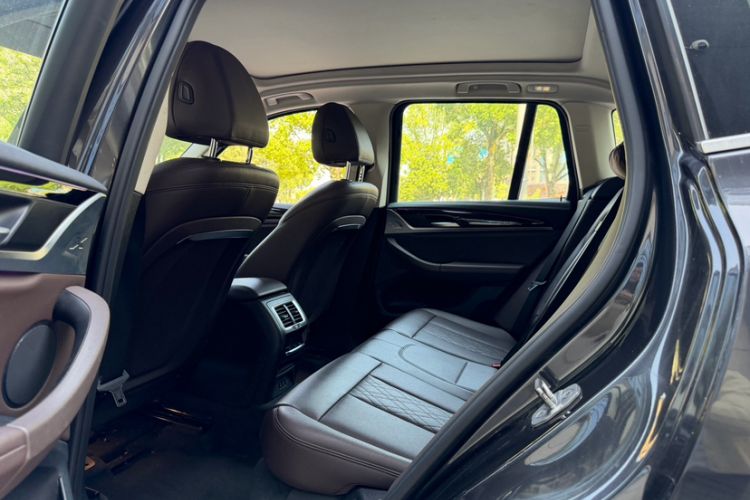 Used BMW iX3 2023 Leading Model Interior 3