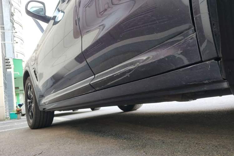 Used BMW iX3 2023 Leading Model Left Side Sill