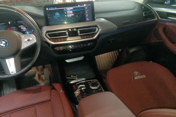 Used BMW iX3 2023 Leading Type Audio And AC Panel