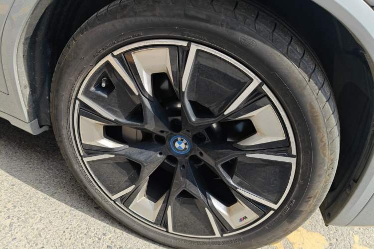 Used BMW iX3 2023 Leading Type Exterior 7