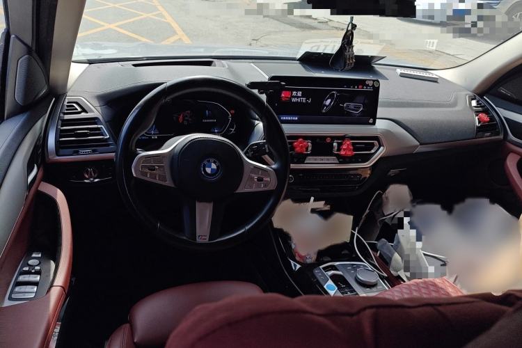 Used BMW iX3 2023 Leading Type Interior 2