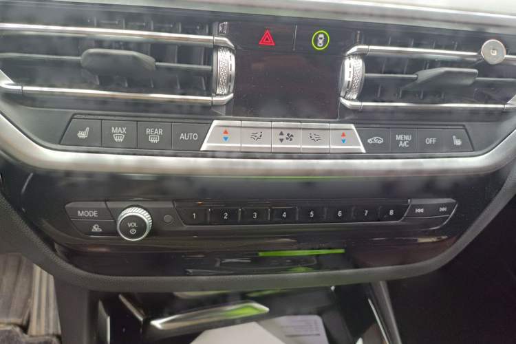 Used BMW iX3 2023 Leading Type Audio And AC Panel