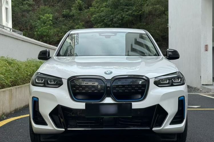 Used BMW iX3 2023 Leading Model Exterior 2