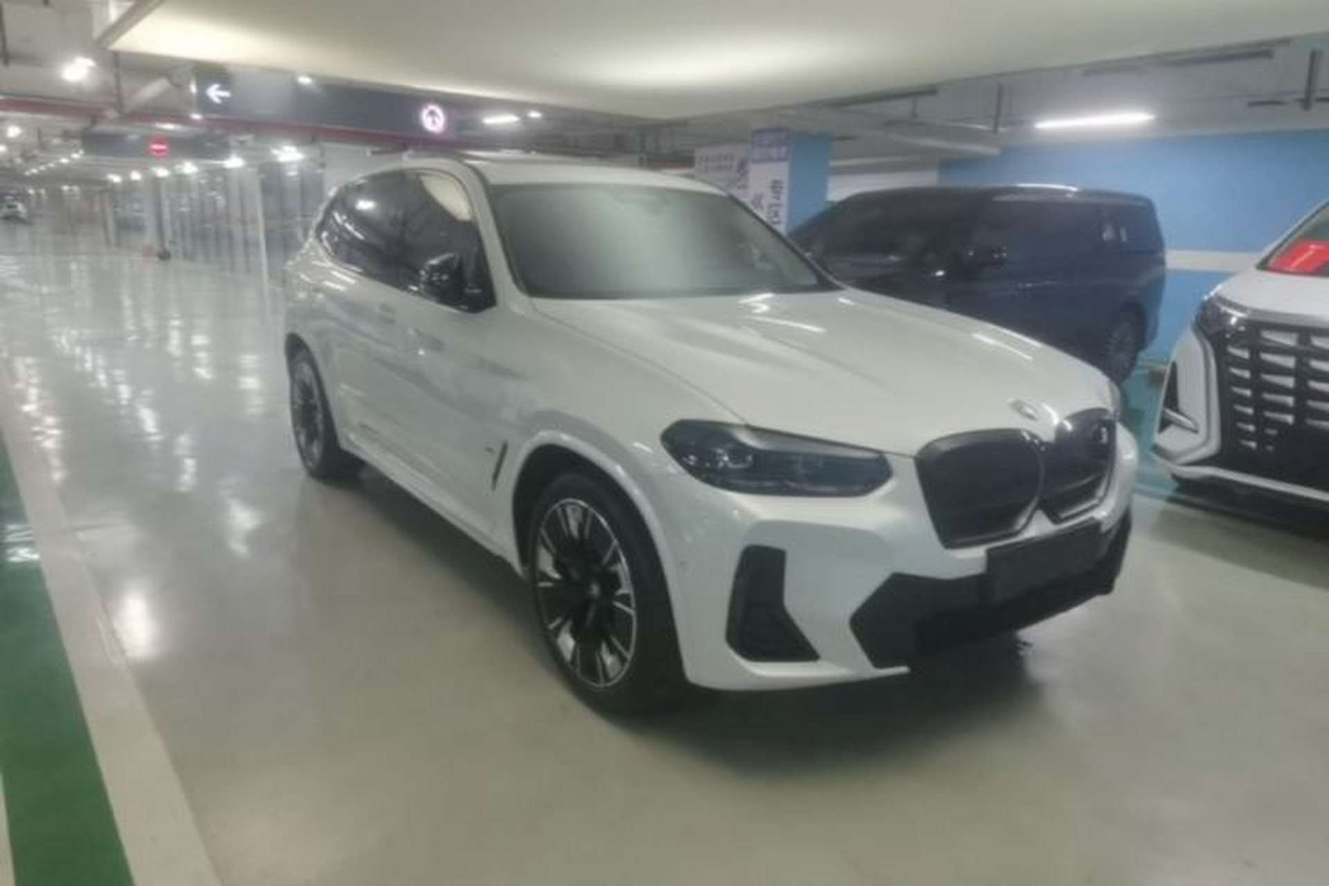 Used BMW iX3 2023 Leading Type Front Right 45 Deg