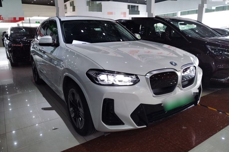 Used BMW iX3 2023 Leading Model Front Right 45 Deg