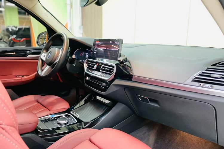 Used BMW iX3 2023 Leading Model Interior 4