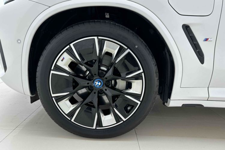Used BMW iX3 2023 Leading Type Interior 5