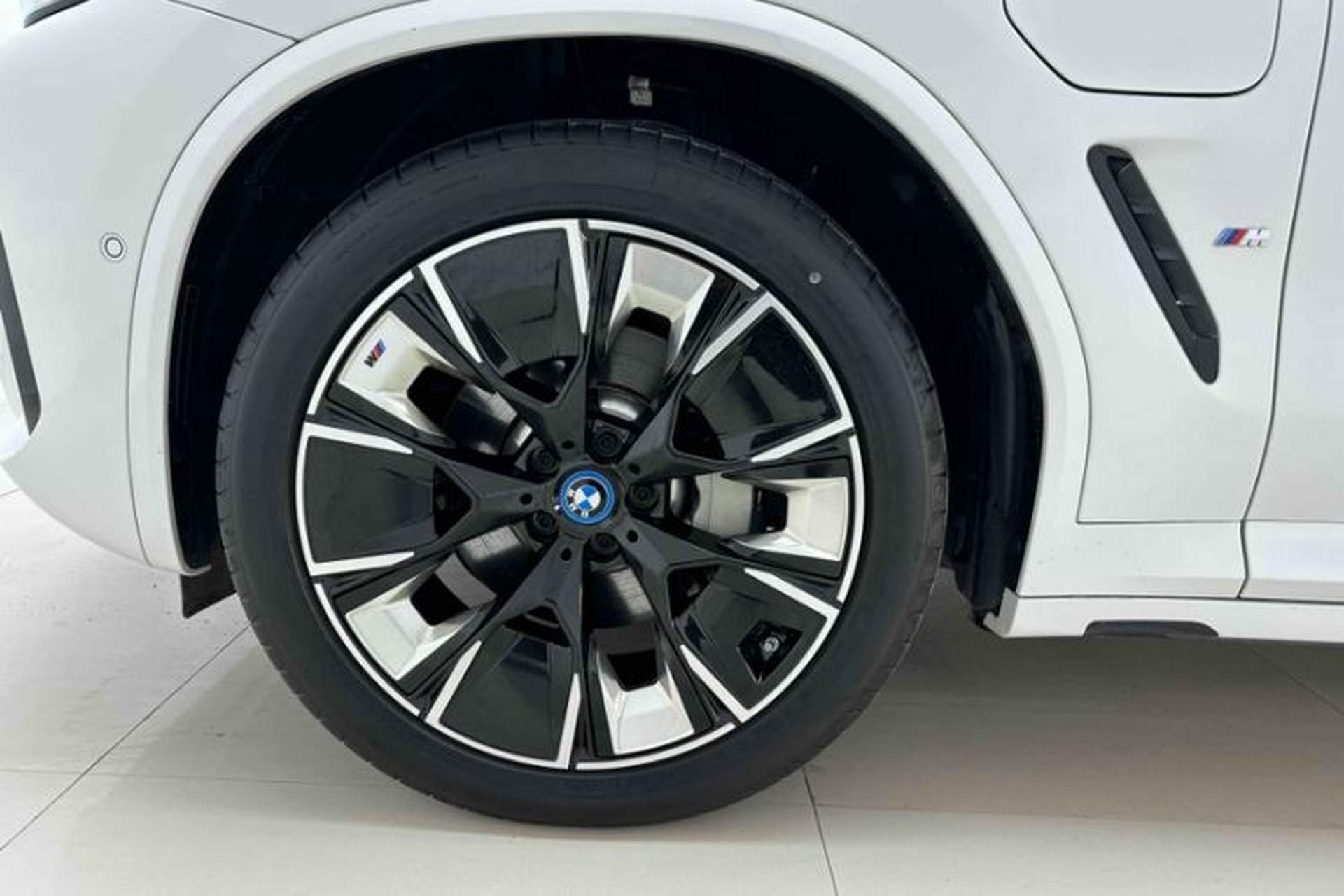 Used BMW iX3 2023 Leading Type Interior 5