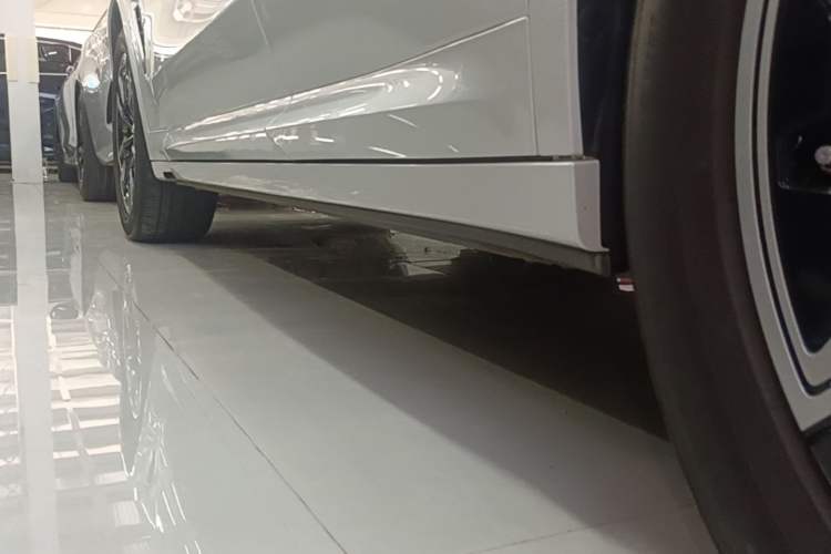Used BMW iX3 2023 Leading Model Left Side Sill