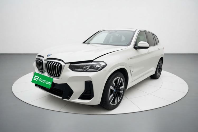 BMW iX3 2023 Leading Model