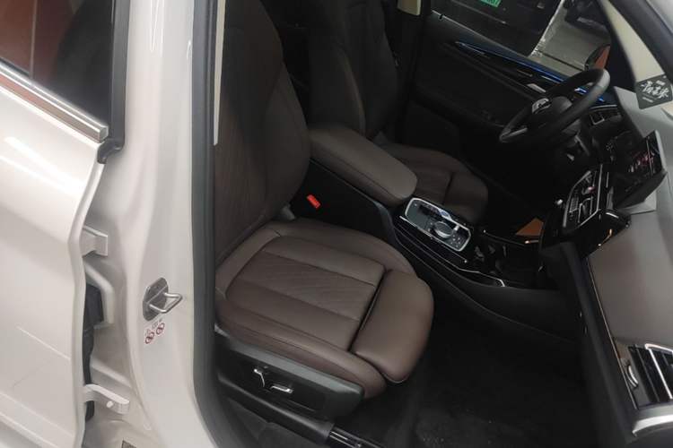 Used BMW iX3 2023 Leading Model Right Front Seat