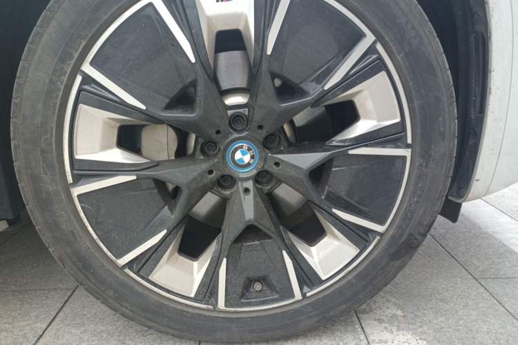 Used BMW iX3 2023 Leading Type Right Front Wheel Hub