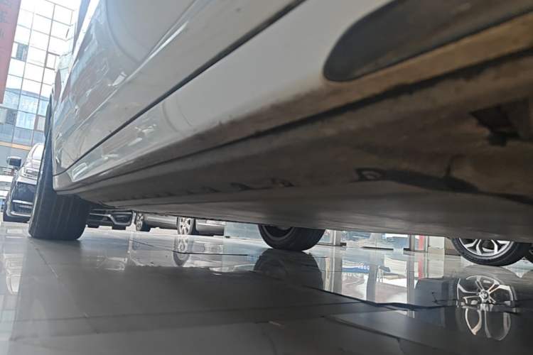 Used BMW iX3 2023 Leading Type Right Side Sill