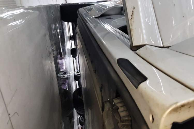 Used BMW iX3 2023 Leading Type Right Side Sill