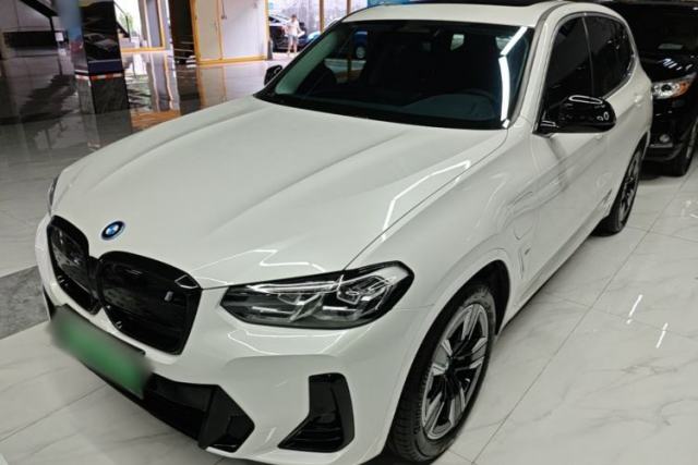 Used BMW iX3 2023 Leading Model