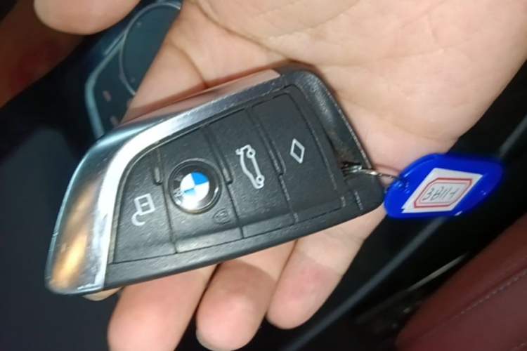Used BMW iX3 2023 Leading Model Vehicle Key