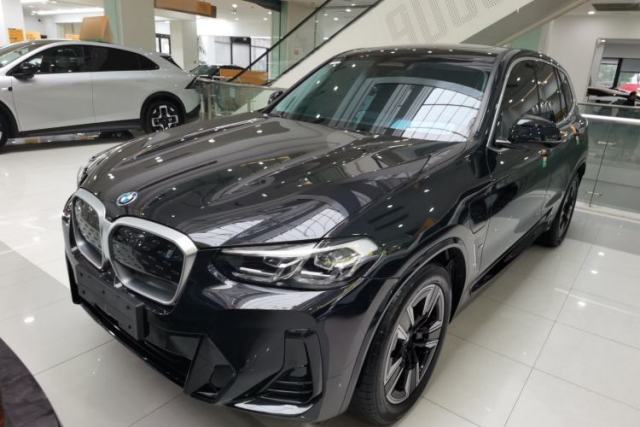 Used BMW iX3 2024 Leading Model