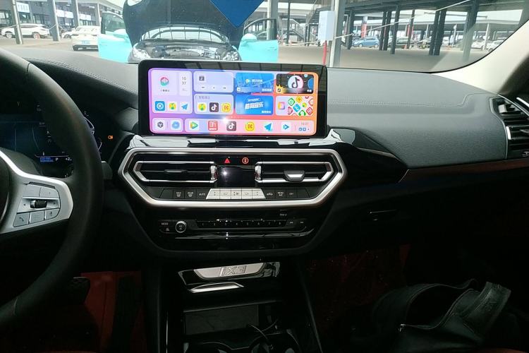 Used BMW iX3 2024 Leading Model Audio And AC Panel