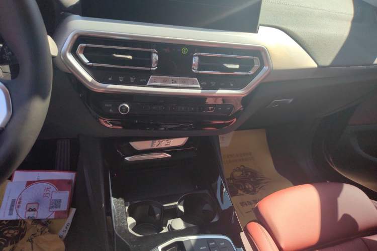 Used BMW iX3 2024 Leading Type Audio And AC Panel