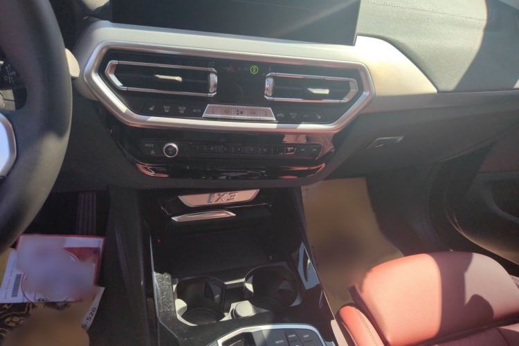 Used BMW iX3 2024 Leading Type Audio And AC Panel